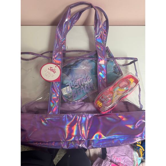 Justice Beach Bag & Goggles - Picture 1 of 2